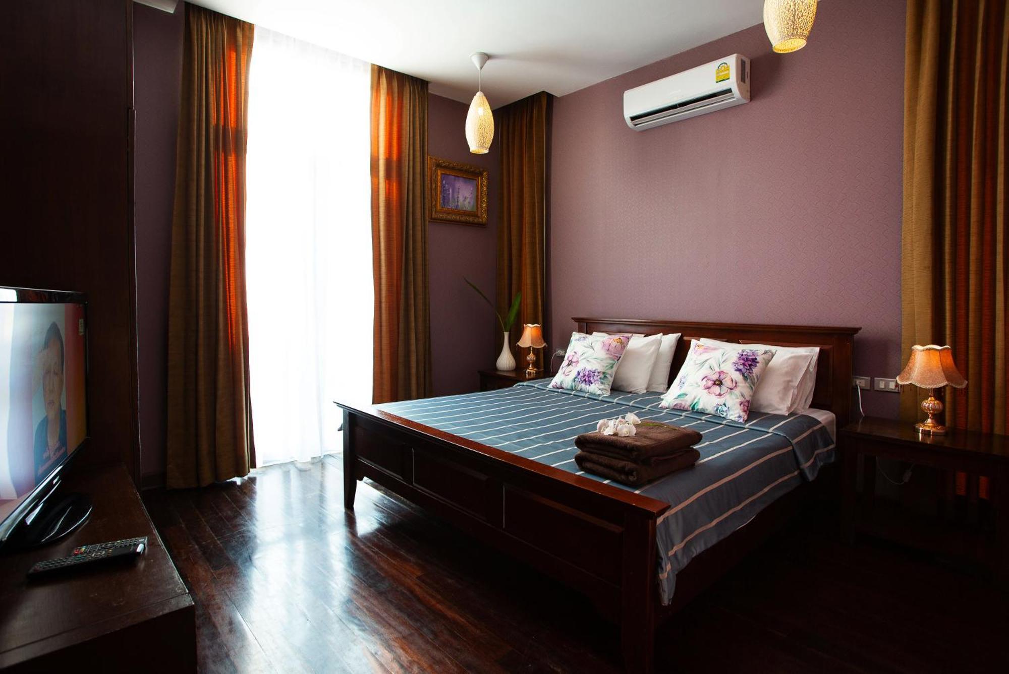 Nagawari Art Maldives Pattaya 別墅 *