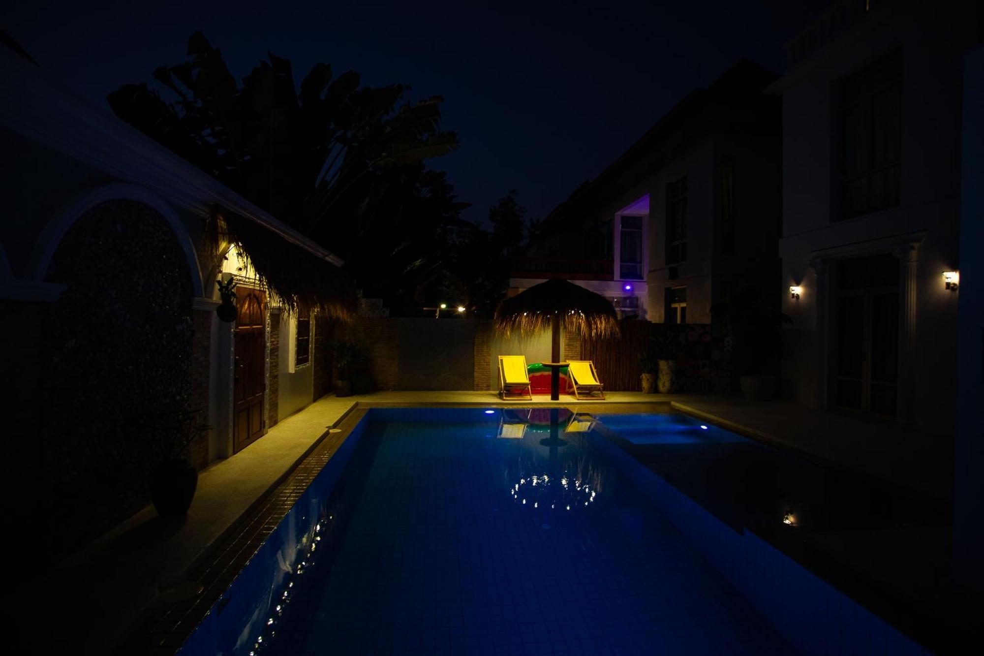 Nagawari Art Maldives Pattaya Villa