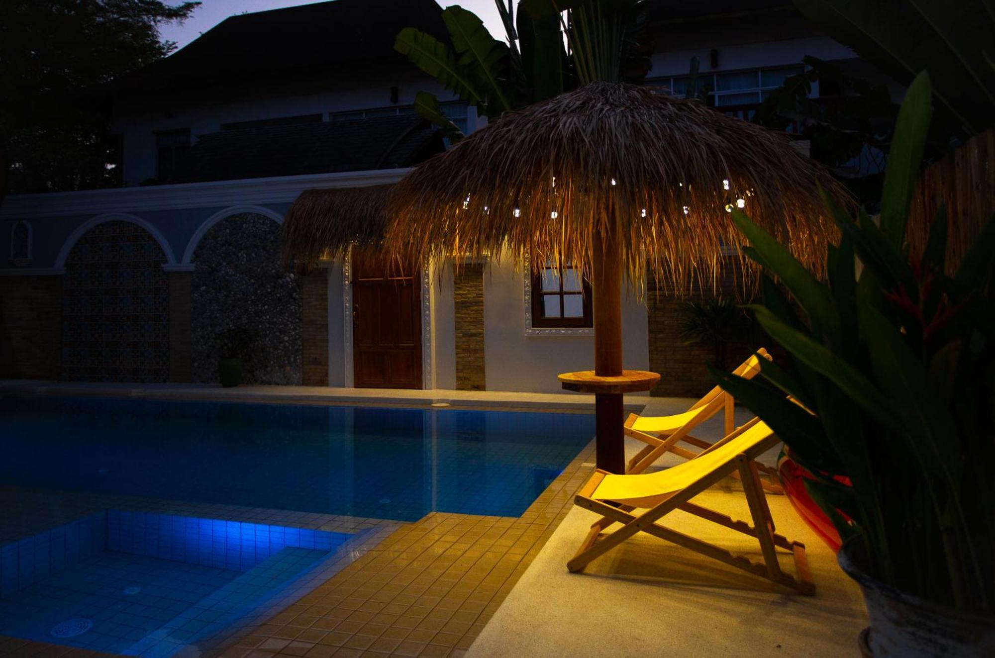 Nagawari Art Maldives Pattaya *