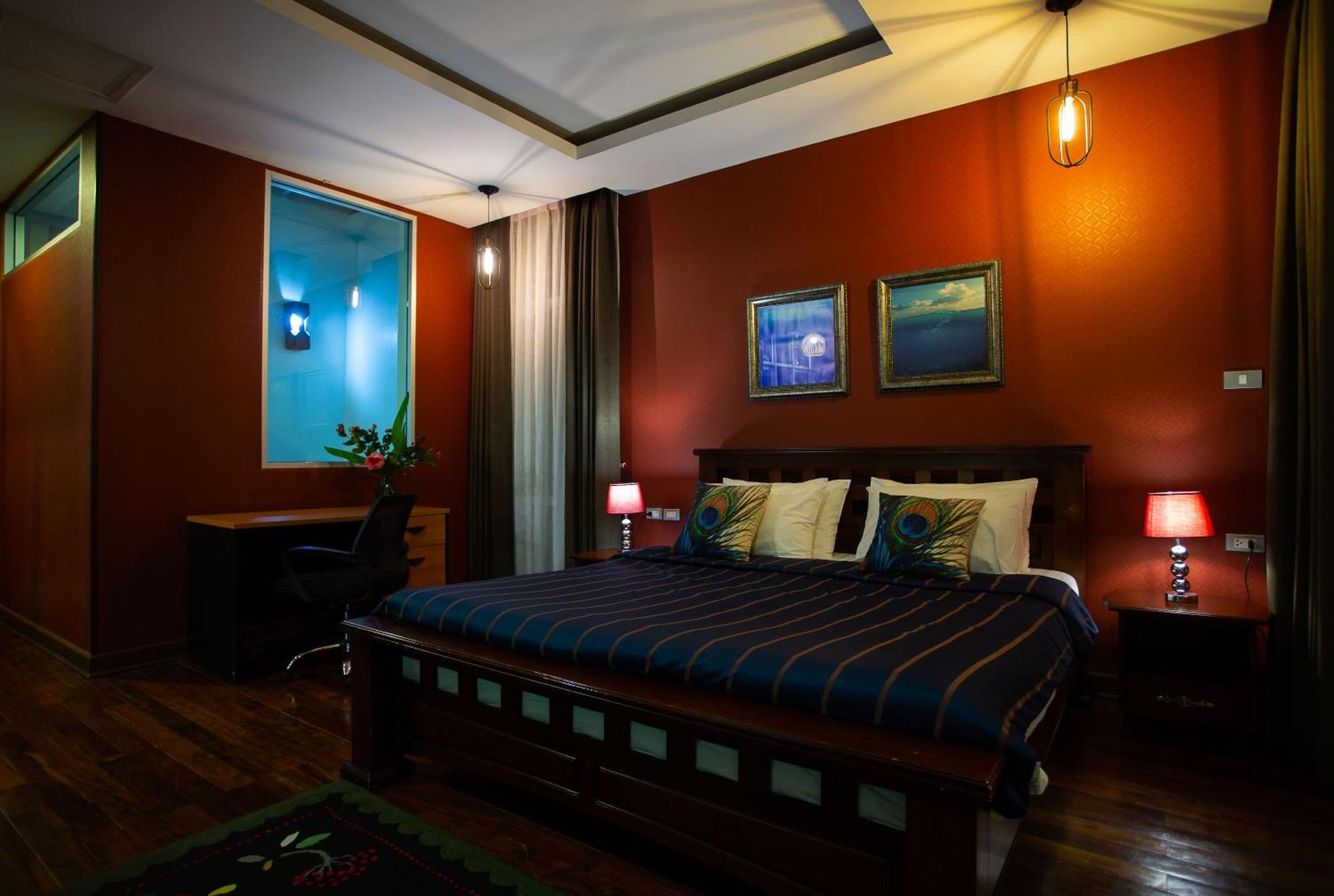 Nagawari Art Maldives Pattaya