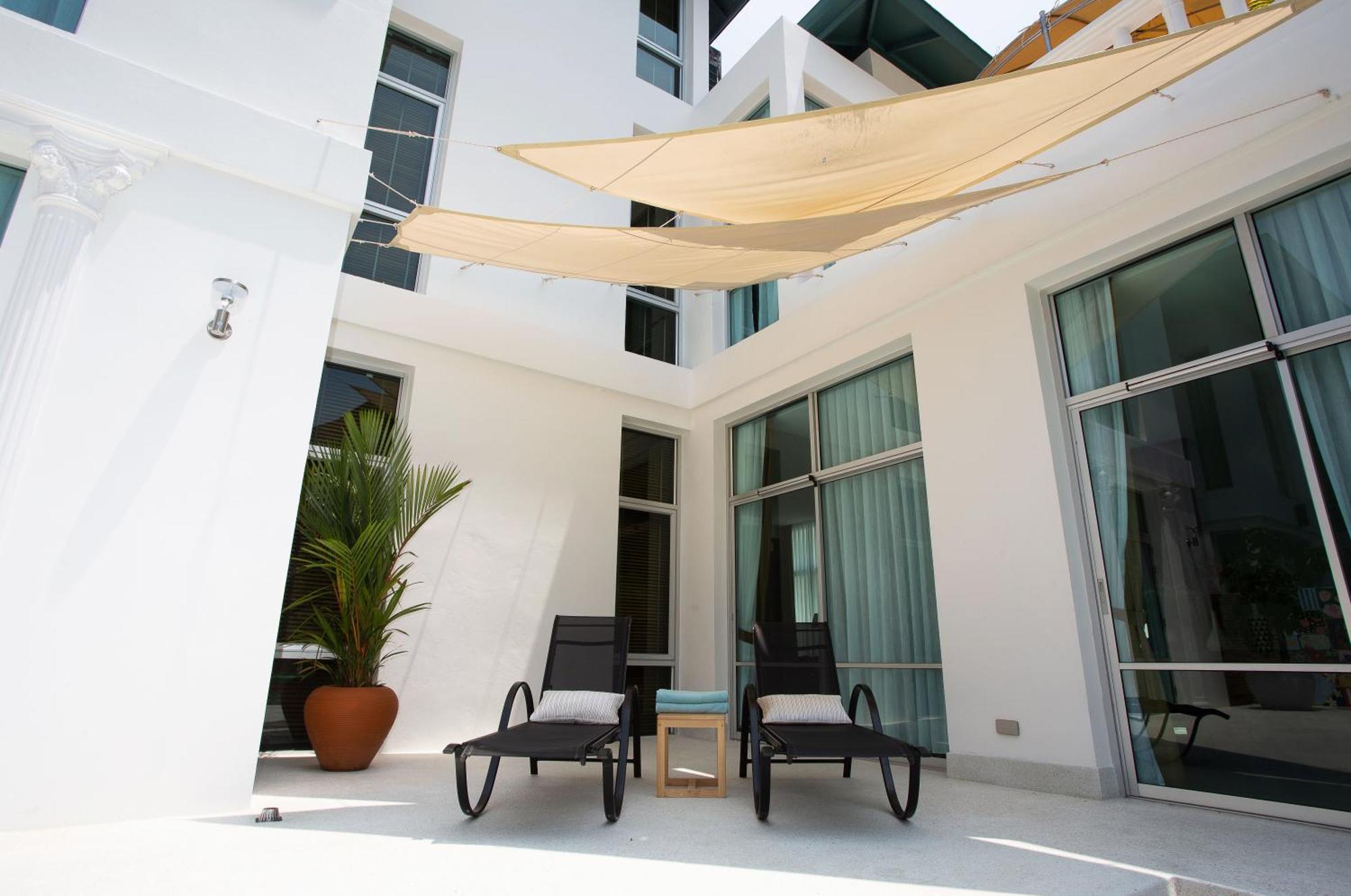 Villa Nagawari Art Maldives Pattaya