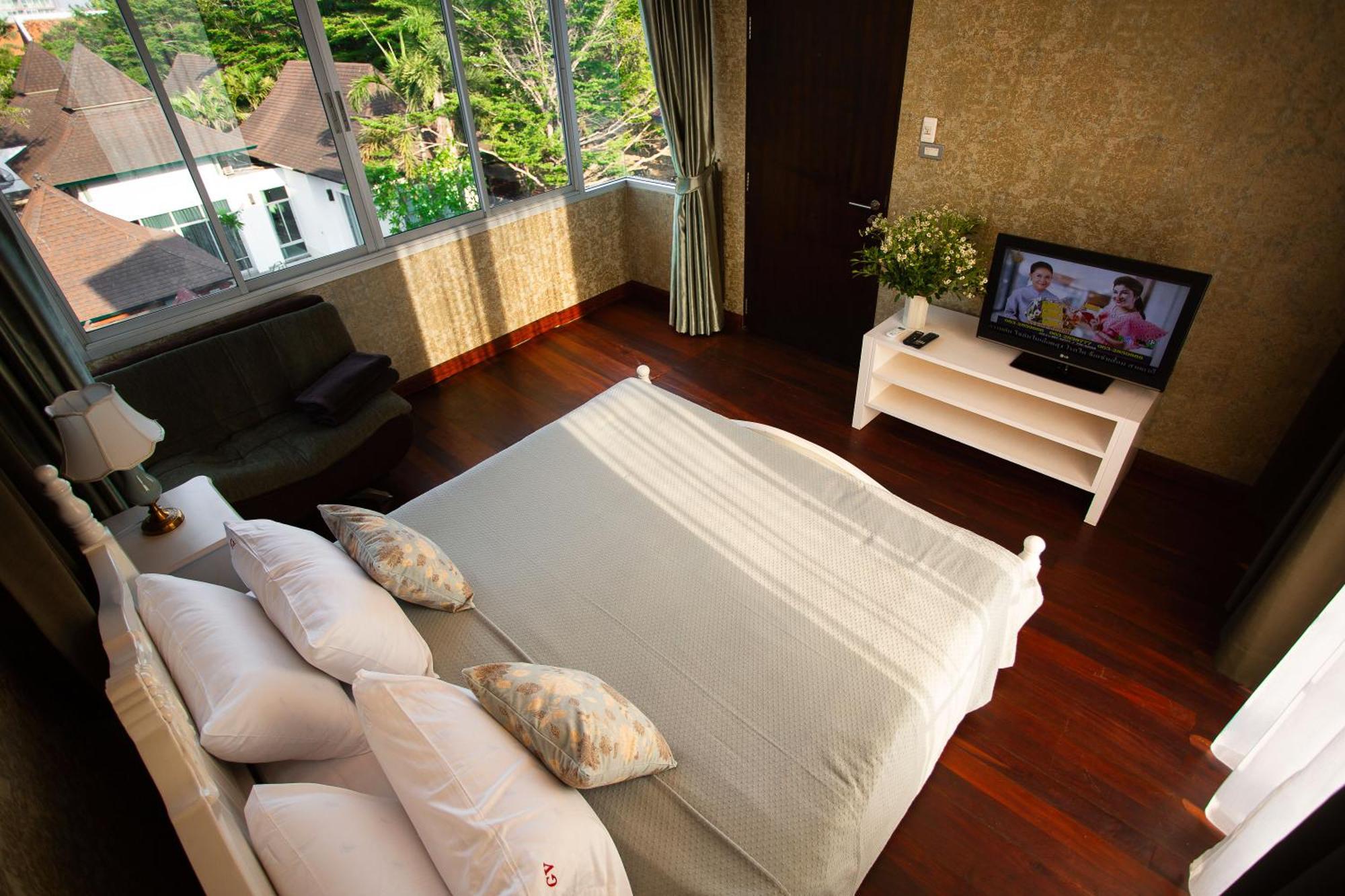 Villa Nagawari Art Maldives Pattaya