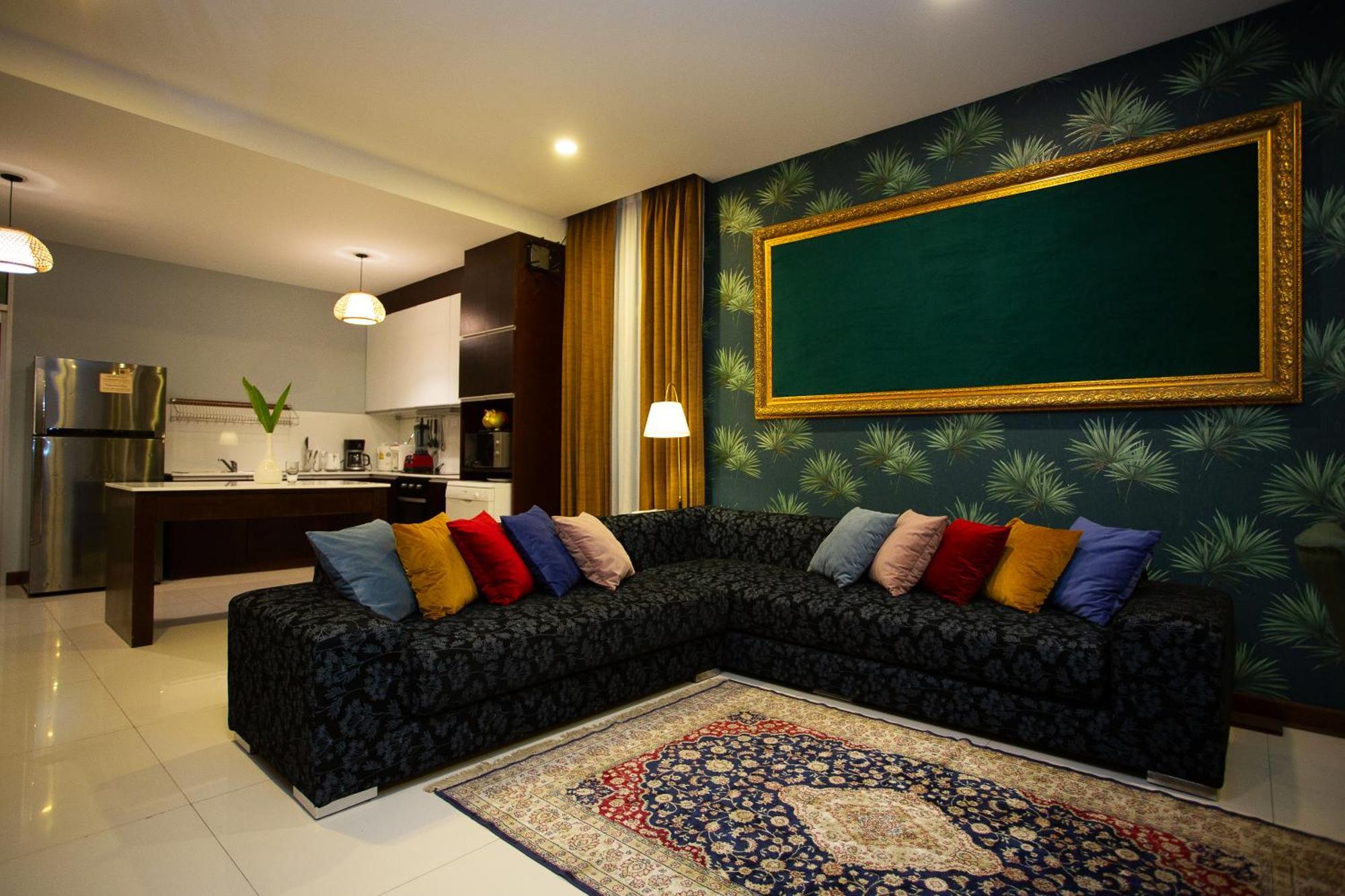 Nagawari Art Maldives Pattaya