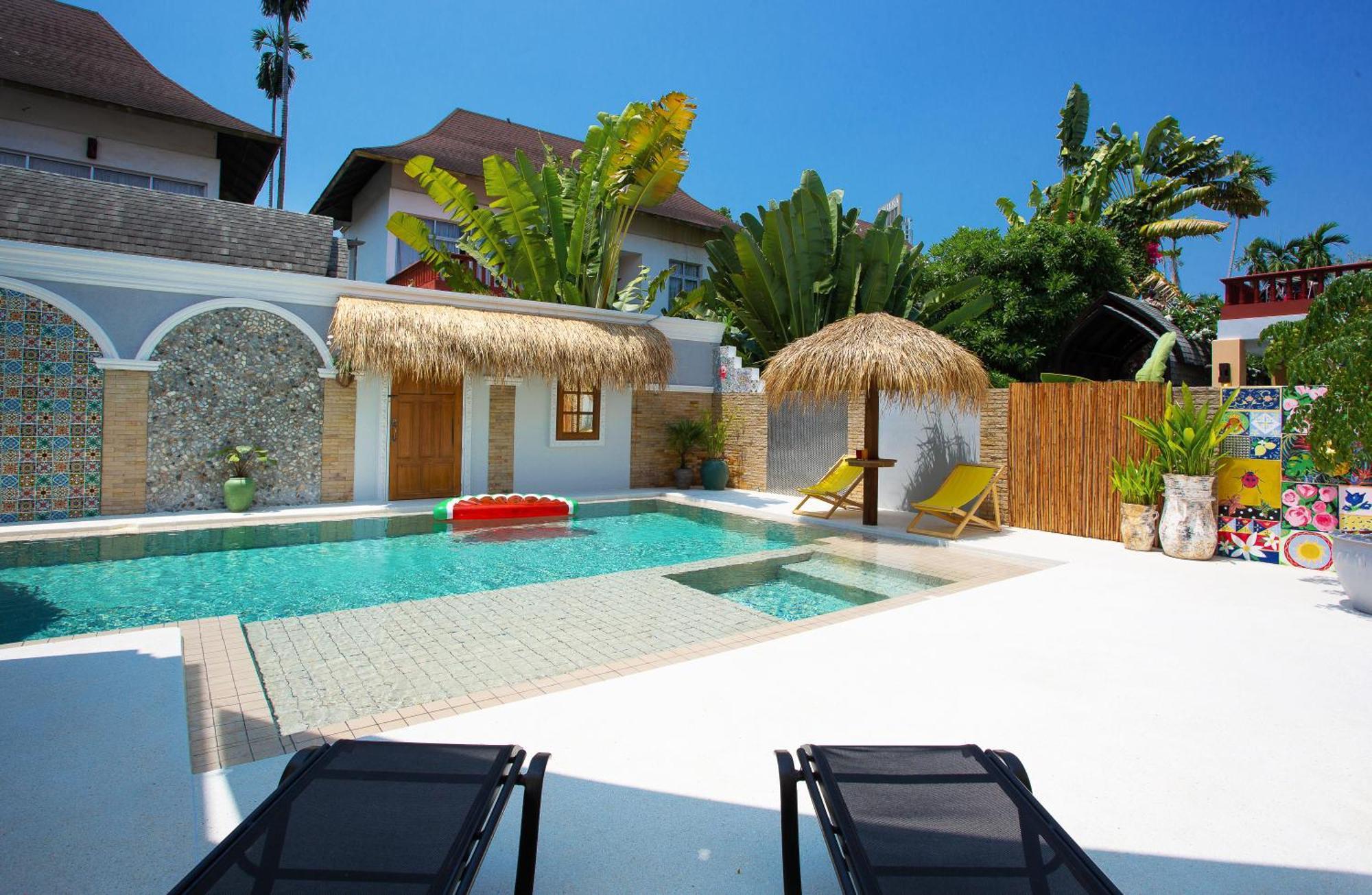 Nagawari Art Maldives Pattaya Na Chom Thian
